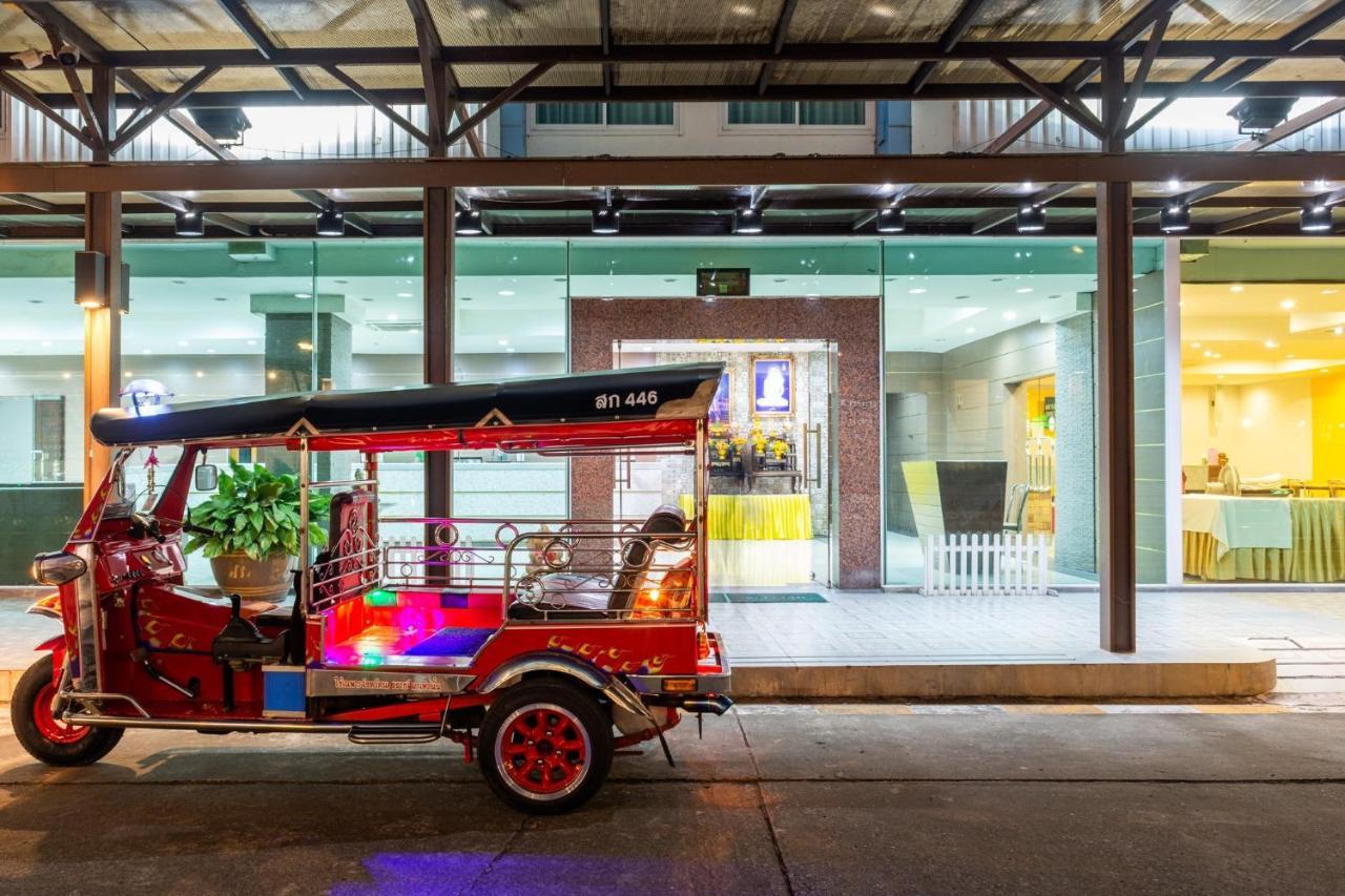 Mayflower Grand Hotel Korat Nakhon Ratchasima Ngoại thất bức ảnh