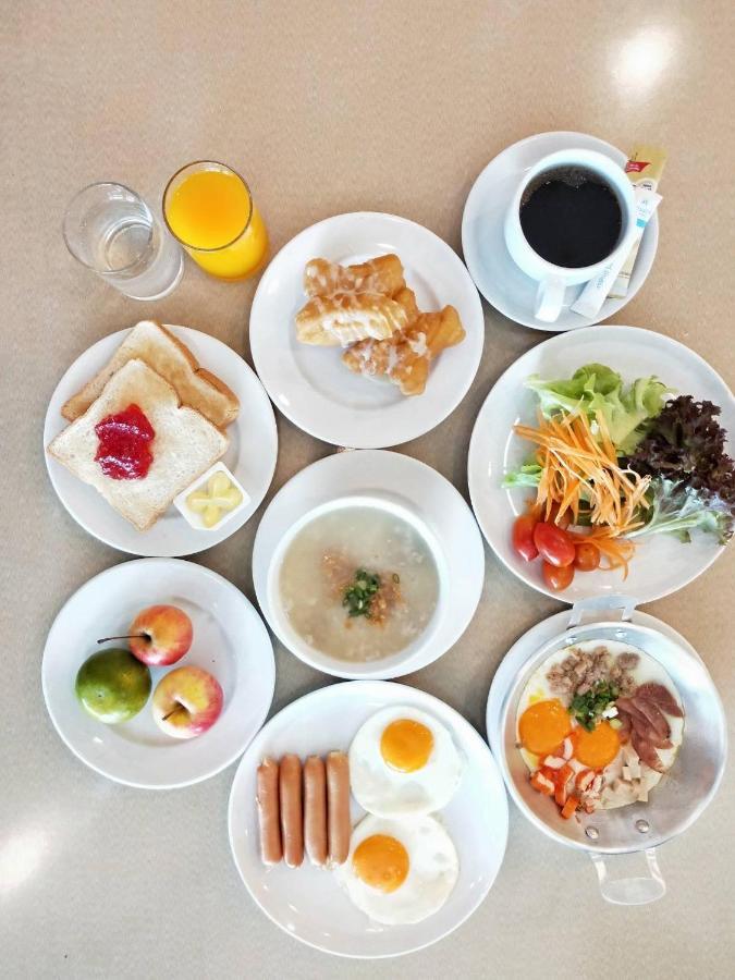 Mayflower Grand Hotel Korat Nakhon Ratchasima Ngoại thất bức ảnh